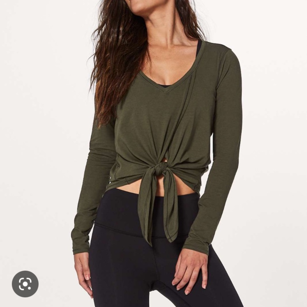 Lululemon knot a problem long sleeve